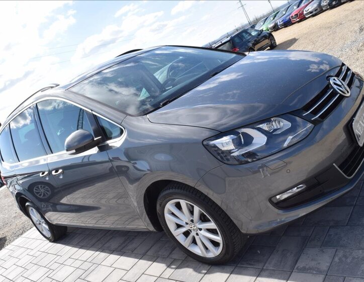 Volkswagen Sharan MPV 2,0 l 103 kw