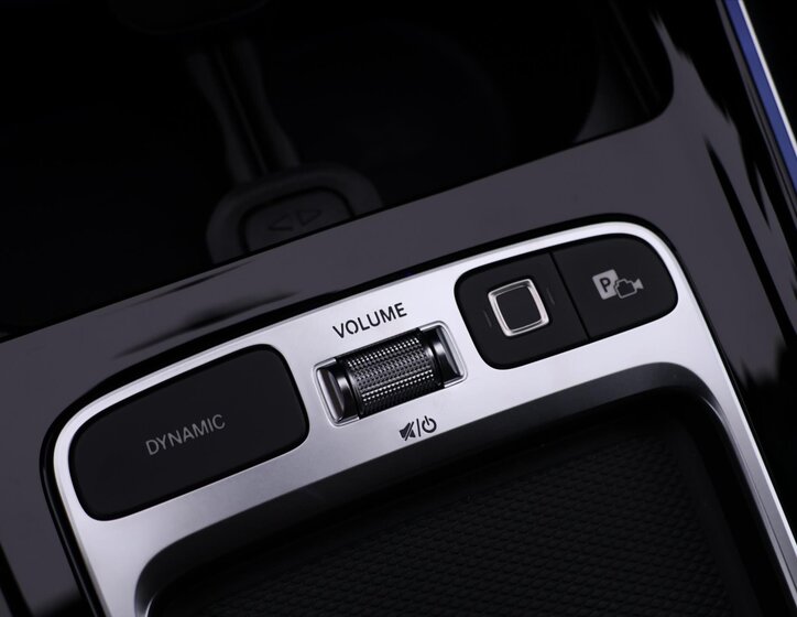 Mercedes-Benz GLB 33