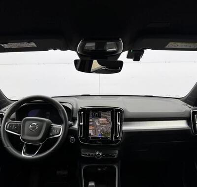 Volvo XC40 12