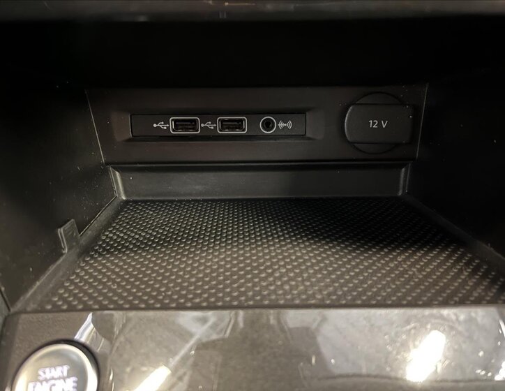 Volkswagen Tiguan SUV / Terénní 2,0 l 110 kw