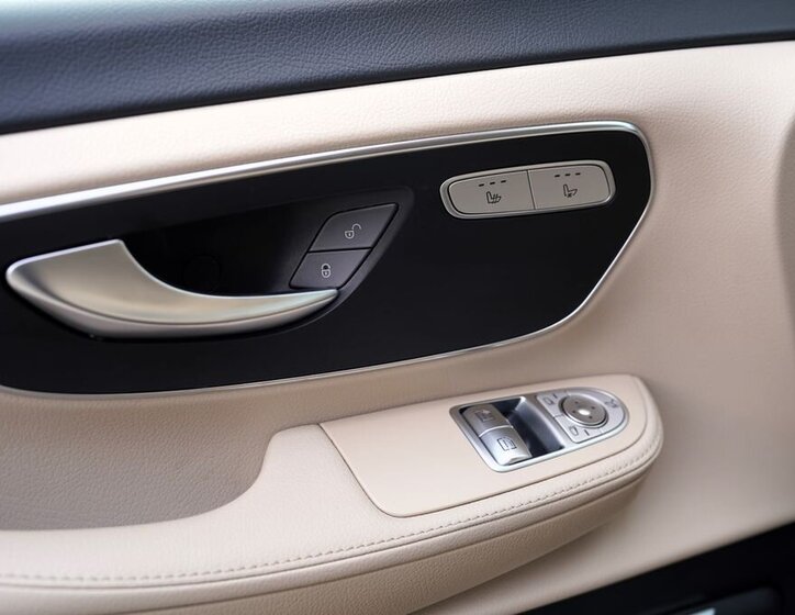 Mercedes-Benz Třídy V MPV 2,0 l 174 kw