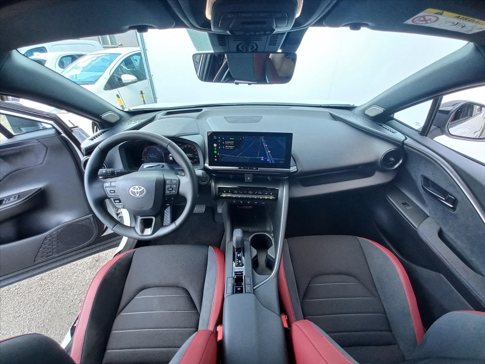 Toyota C-HR CUV / Crossover 2,0 l 112 kw