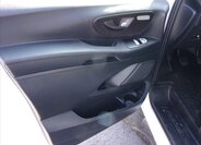 Mercedes-Benz Vito Kombi 2,1 l 120 kw