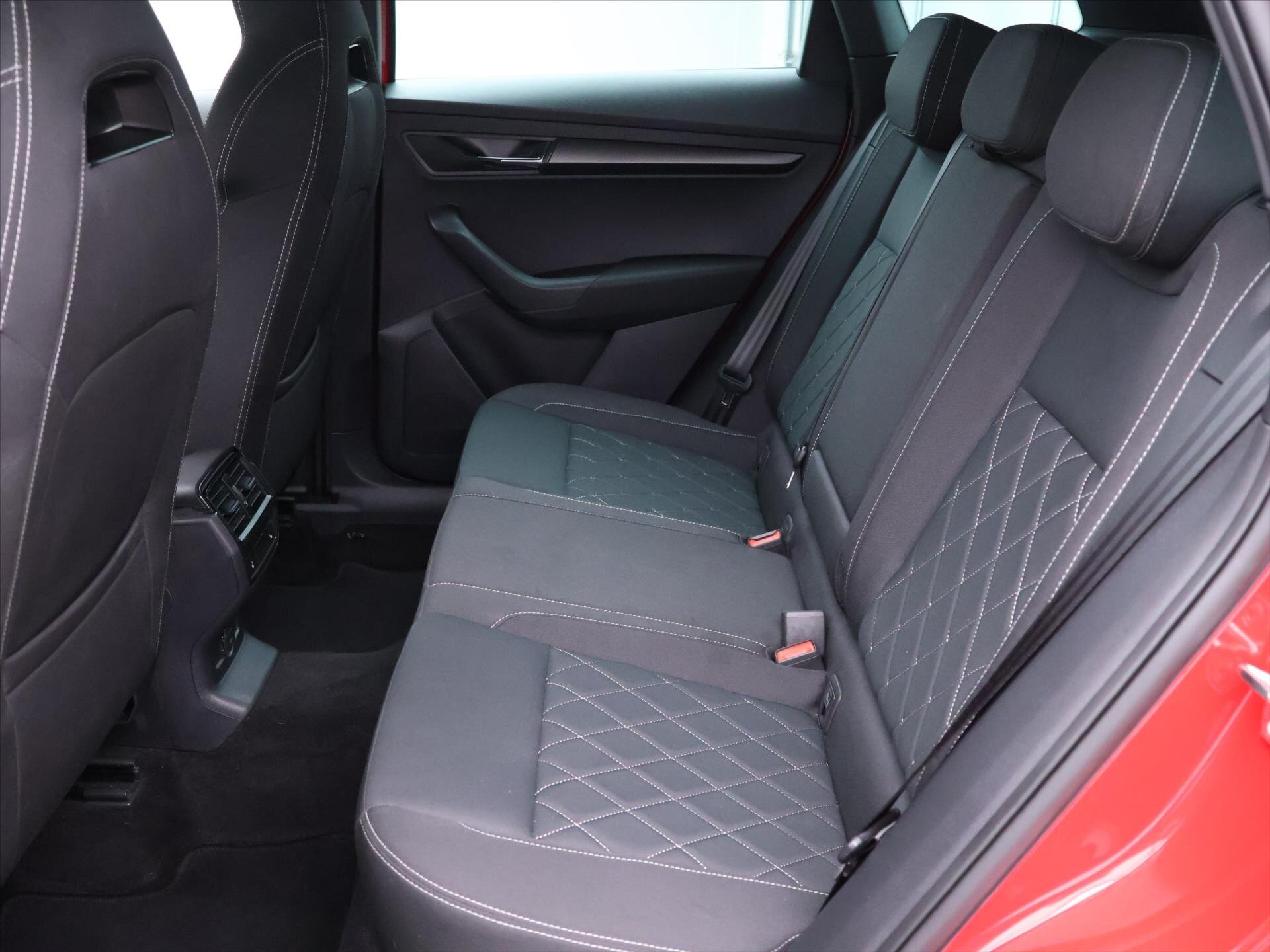 Škoda Karoq SUV 1,5 l 110 kw