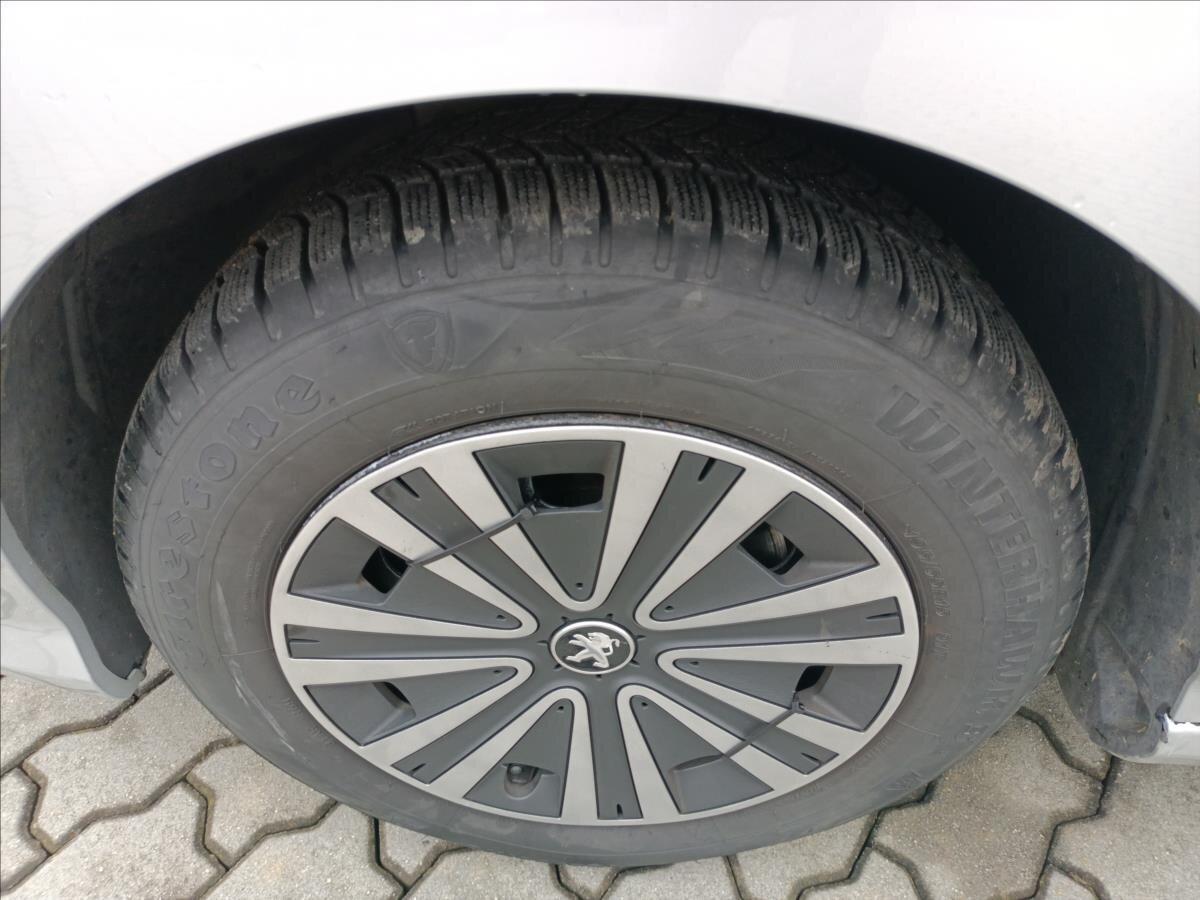 Peugeot 308 Kombi 1,6 l 82 kw