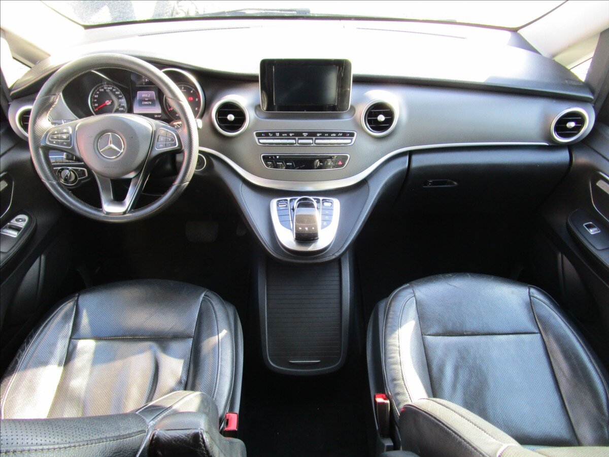 Mercedes-Benz Třídy V Kombi 2,1 l 140 kw