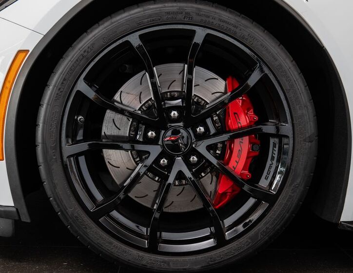 Chevrolet Corvette 21