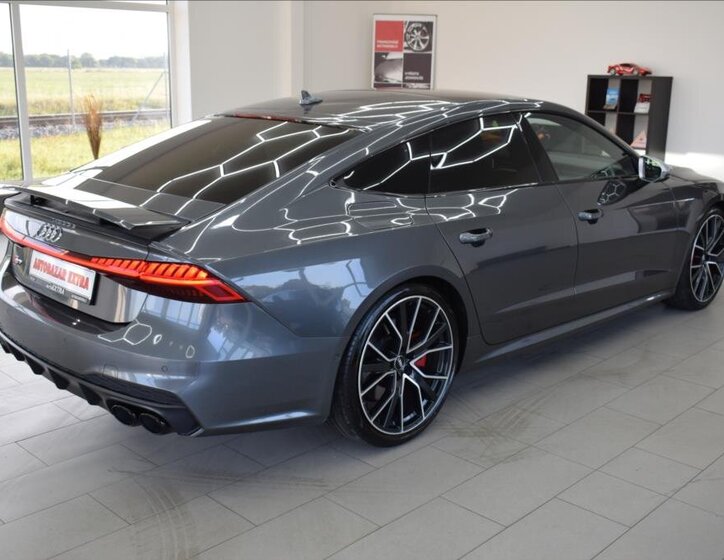 Audi S7 Hatchback 3,0 l 257 kw