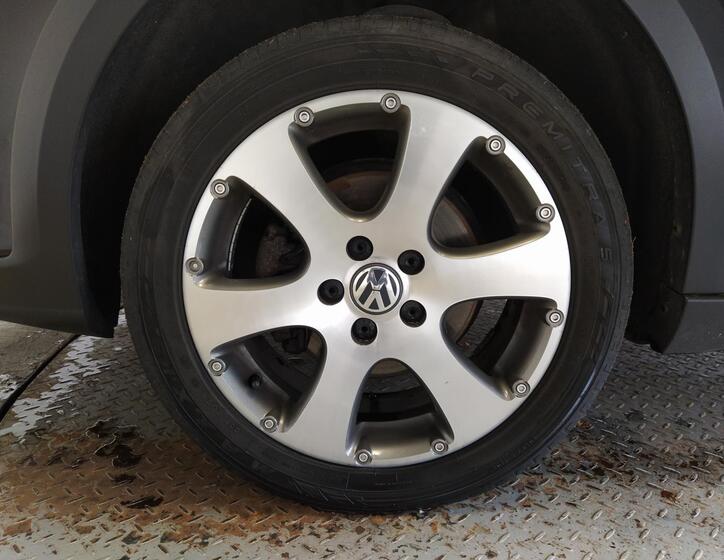 Volkswagen Touran 19