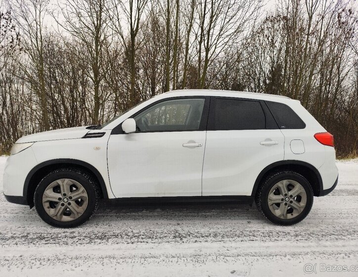Suzuki Vitara 9