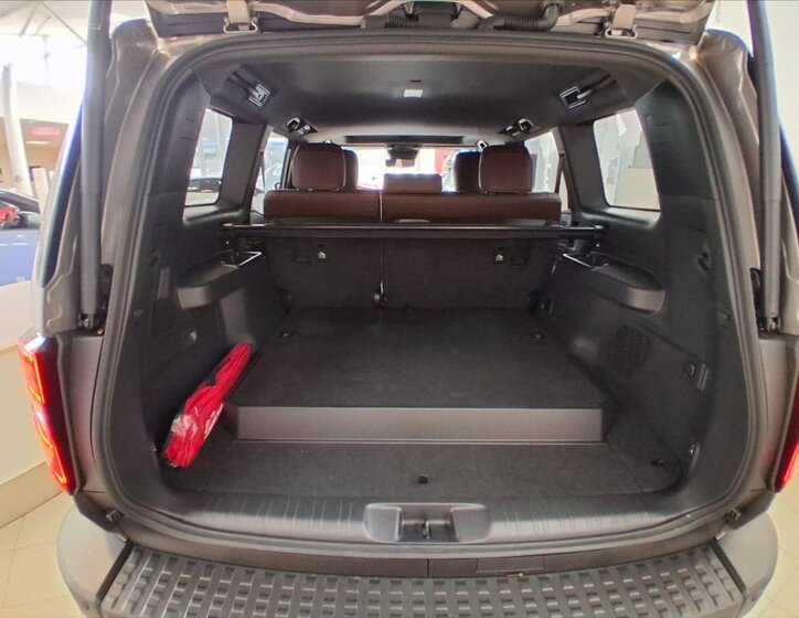 Toyota Land Cruiser SUV 2,8 l 151 kw