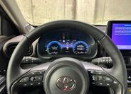 Toyota Yaris Cross 14