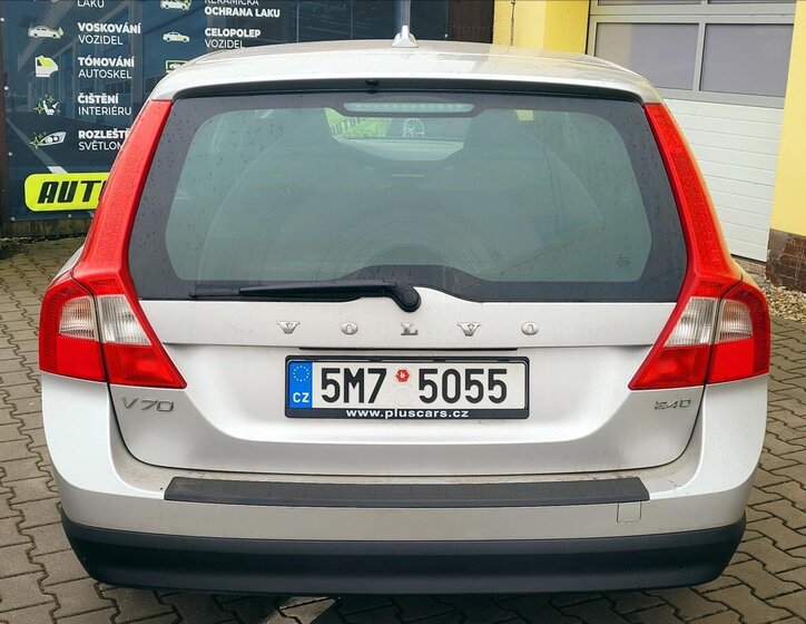 Volvo V70 Kombi 2,4 l 129 kw