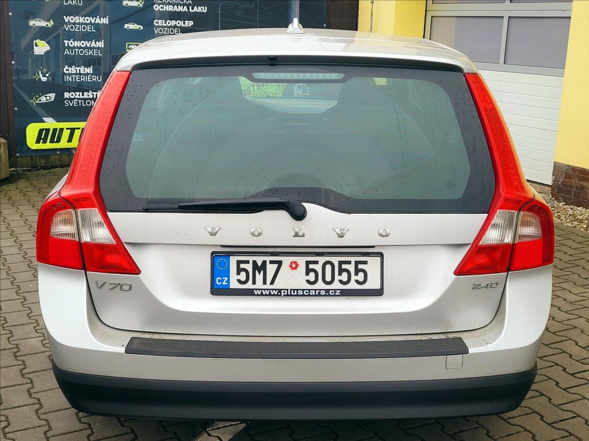 Volvo V70 Kombi 2,4 l 129 kw