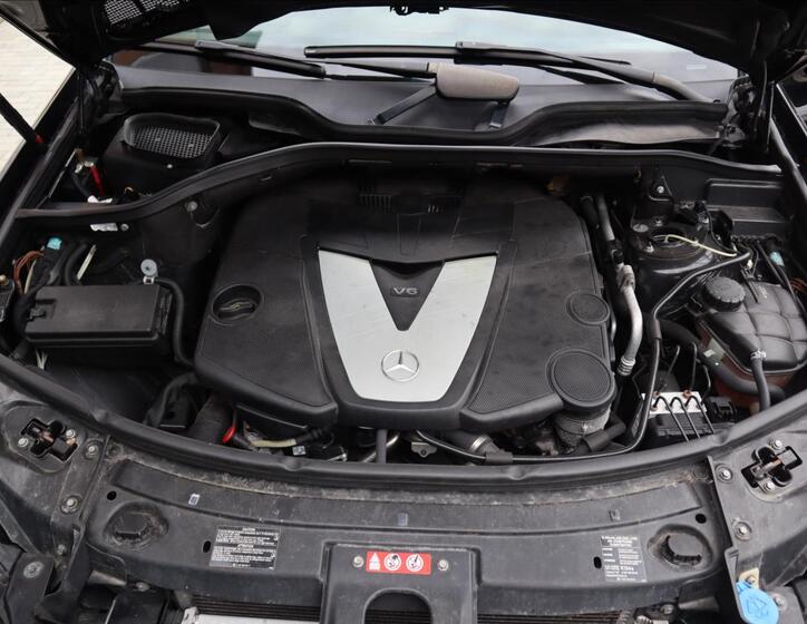 Mercedes-Benz Třídy M 25