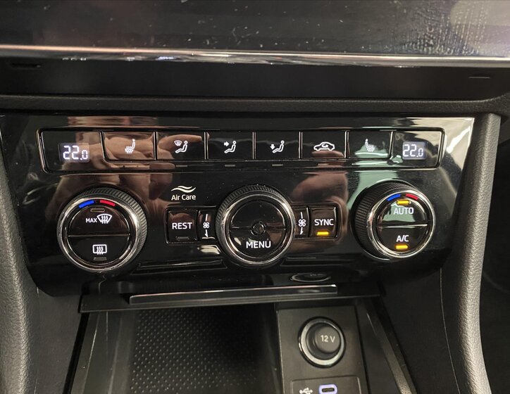 Škoda Superb Kombi 2,0 l 147 kw