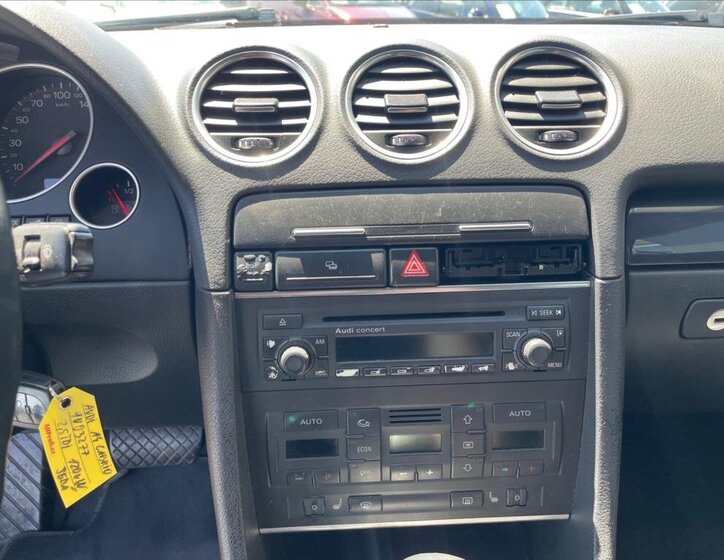 Audi A4 Kabriolet 2,5 l 120 kw