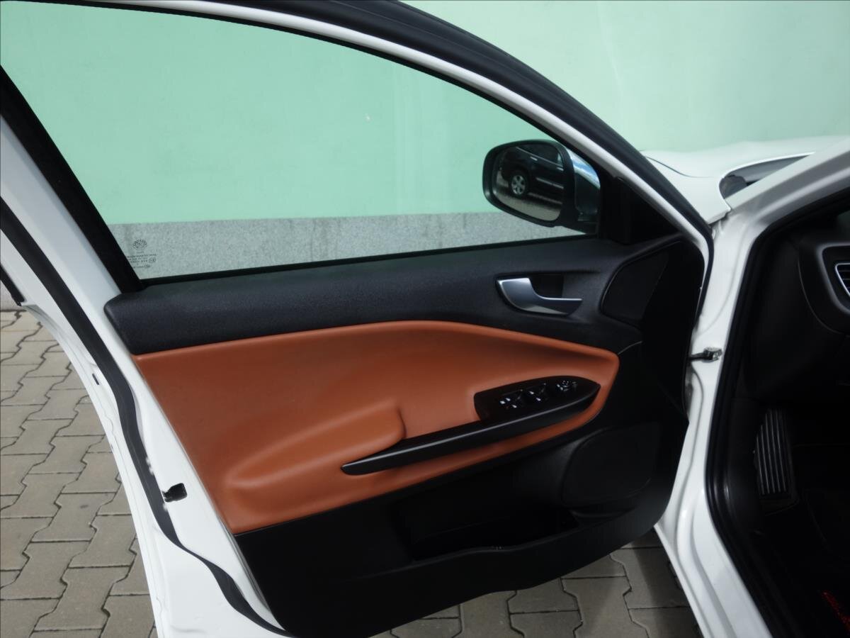 Alfa Romeo Giulietta Hatchback 2,0 l 128 kw