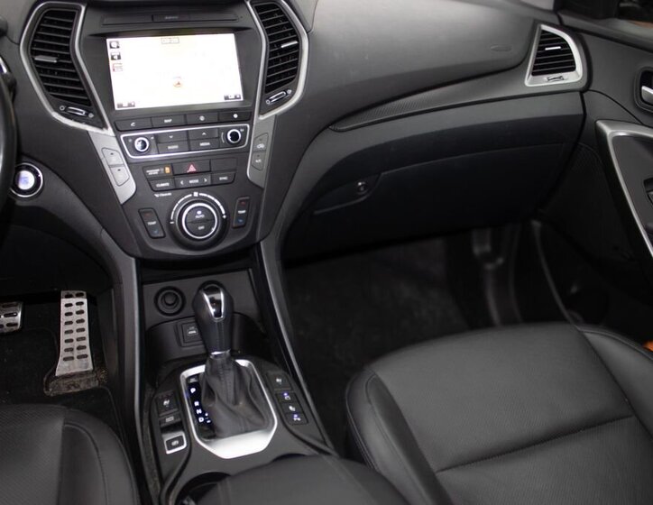 Hyundai Santa Fe SUV 2,2 l 147 kw