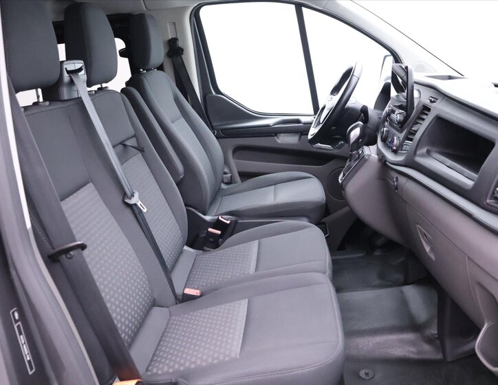 Ford Transit Custom Kombi 2,0 l 96 kw