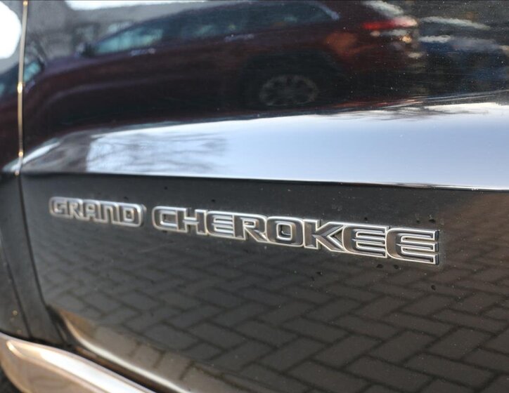 Jeep Grand Cherokee 14
