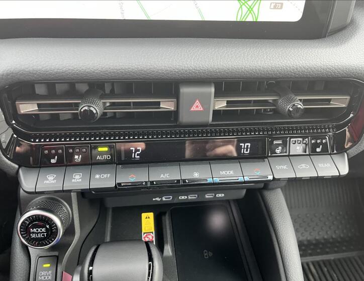 Toyota Land Cruiser 23