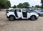 Peugeot 5008 SUV 2,0 l 110 kw