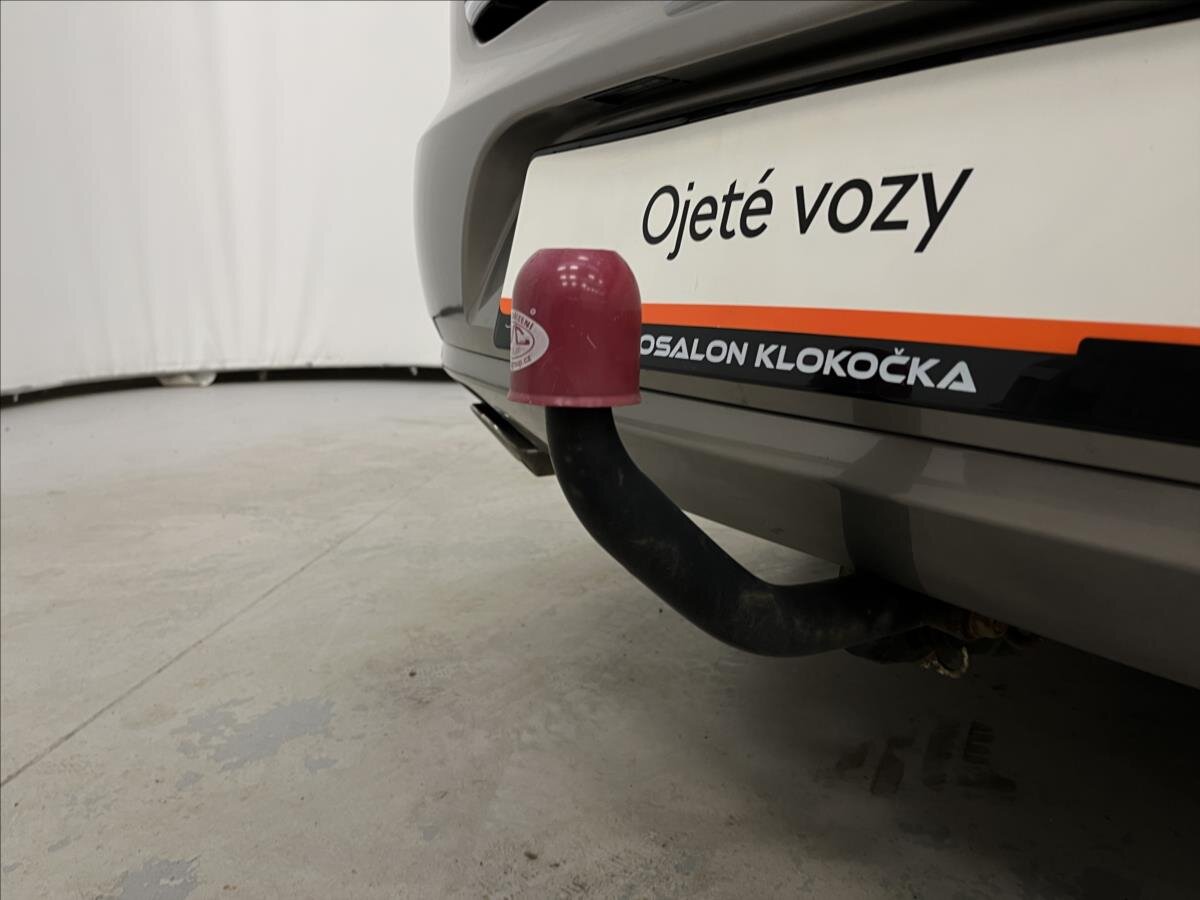 Škoda Superb Liftback 2,0 l 103 kw