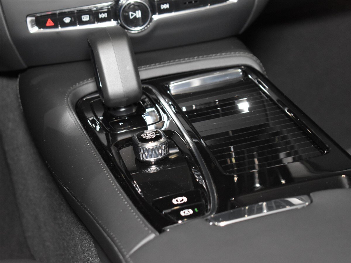 Volvo V60 Kombi 2,0 l 186 kw