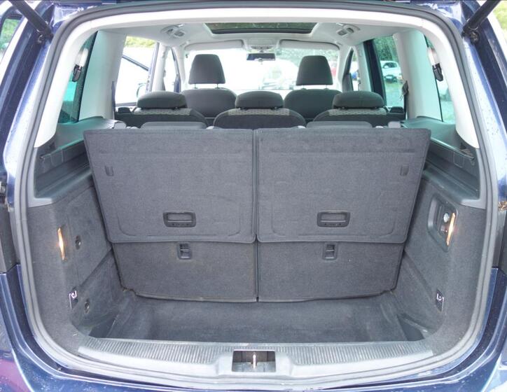 Volkswagen Sharan 16