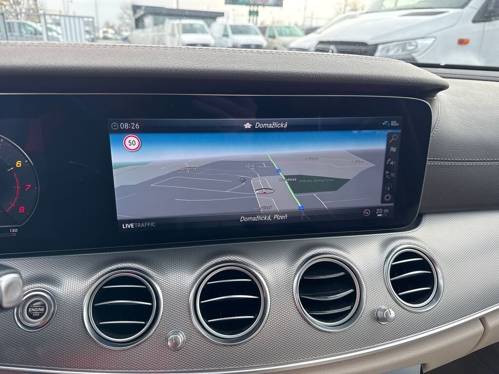 Mercedes-Benz Třídy E Sedan / Limuzína 3,5 l 245 kw