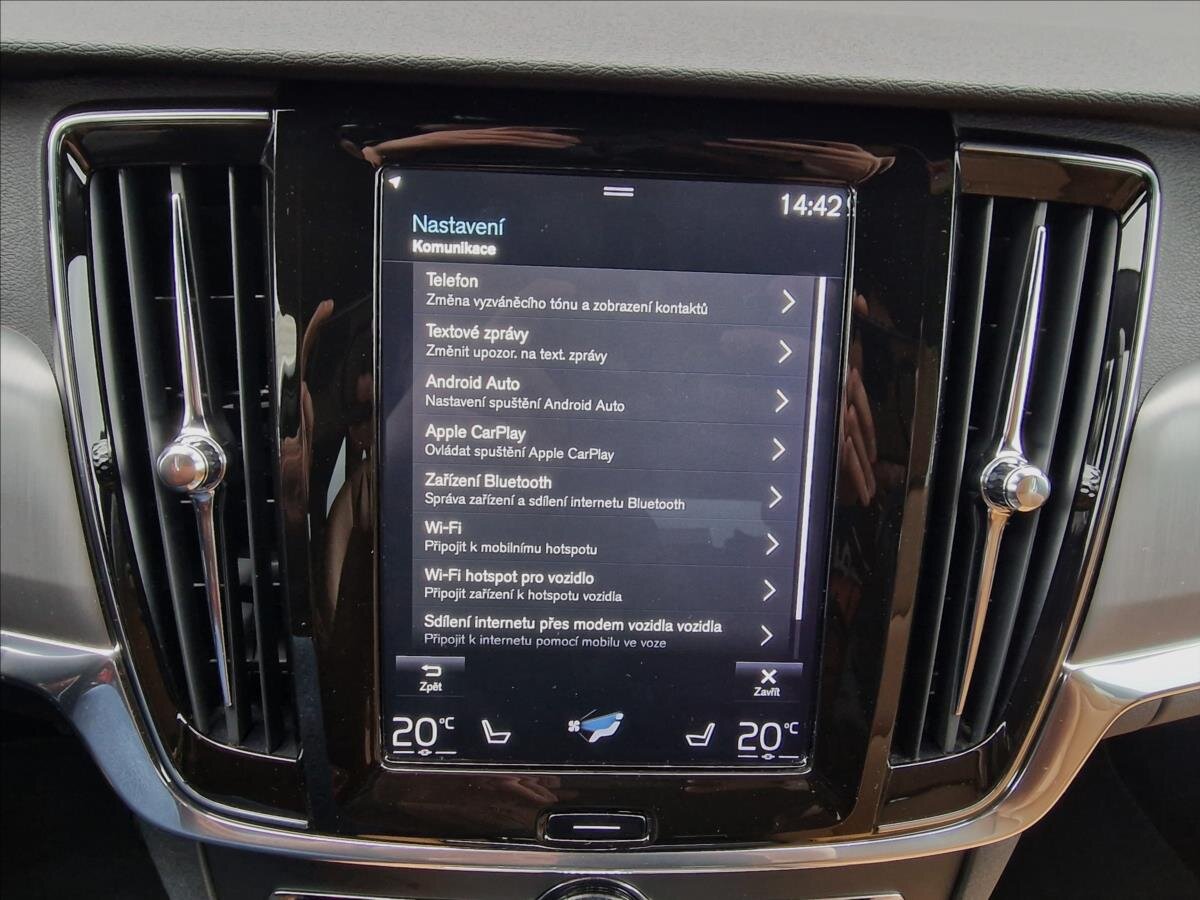 Volvo V90 Kombi 2,0 l 173 kw