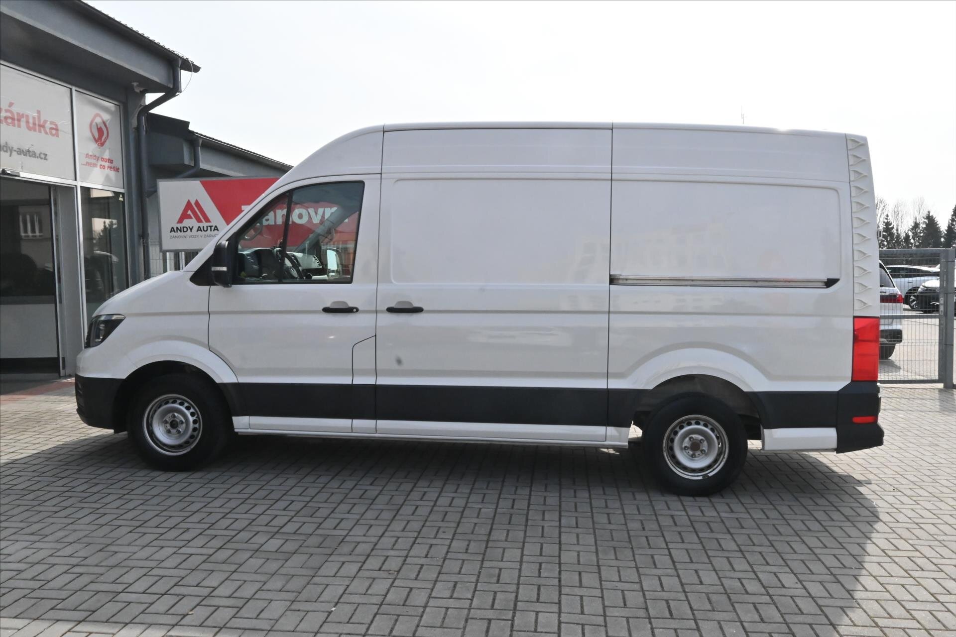 Volkswagen Crafter Skříň 2,0 l 103 kw