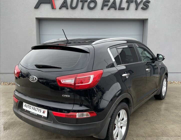 KIA Sportage Kombi 2,0 l 100 kw