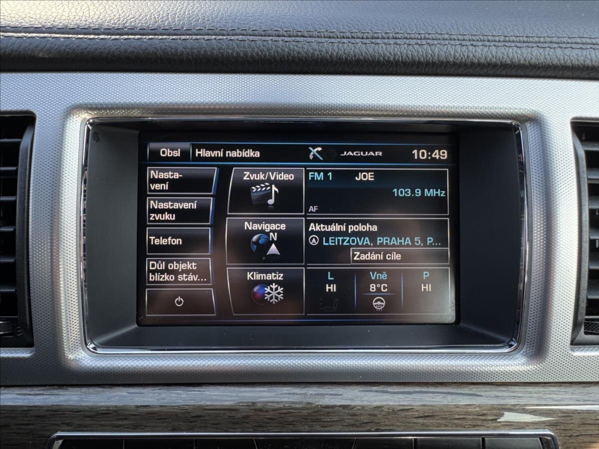 Jaguar XF Kombi 2,2 l 120 kw