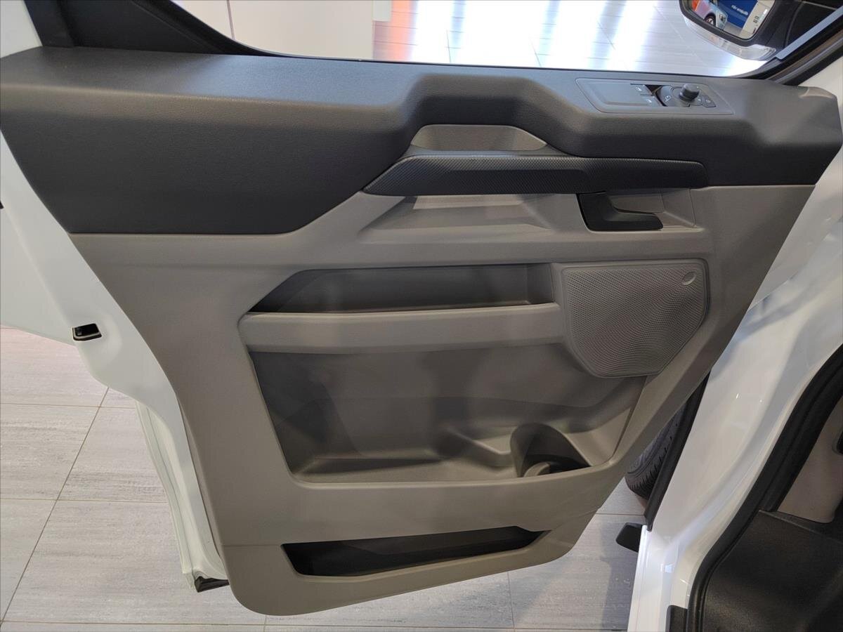 Ford Transit Custom Skříň 2,0 l 100 kw
