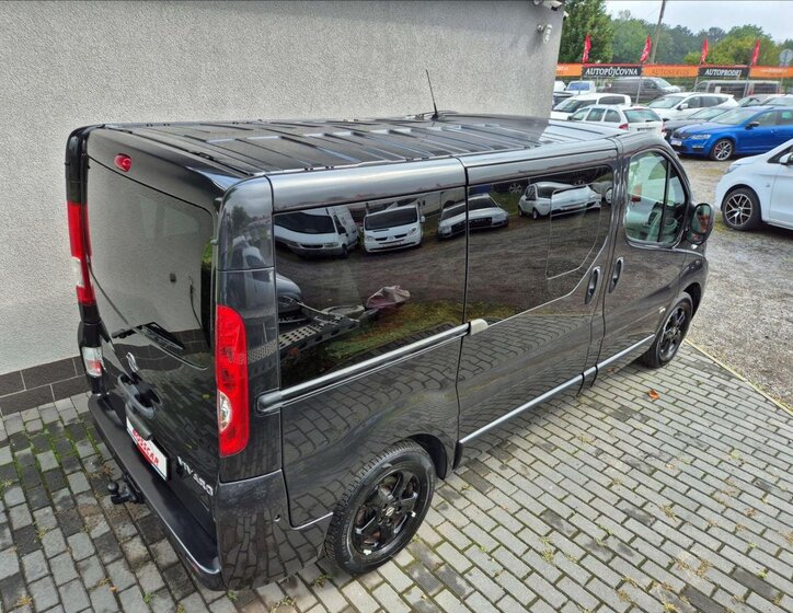 Opel Vivaro VAN / Minibus 2,0 l 84 kw