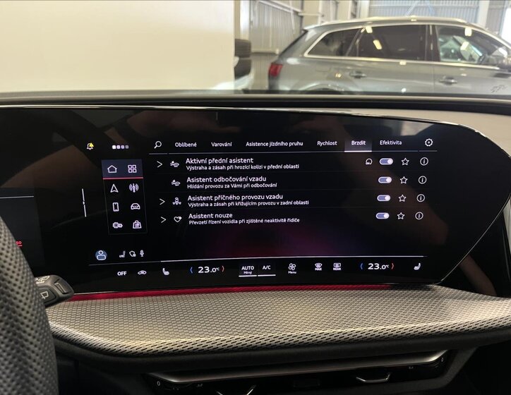 Audi Q5 SUV 2,0 l 150 kw