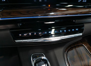 Cadillac Escalade 33