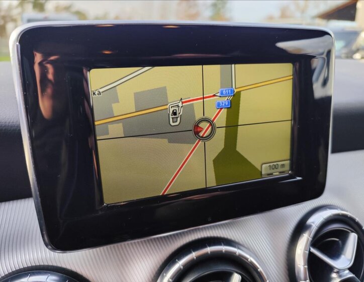 Mercedes-Benz CLA Sedan / Limuzína 1,6 l 115 kw