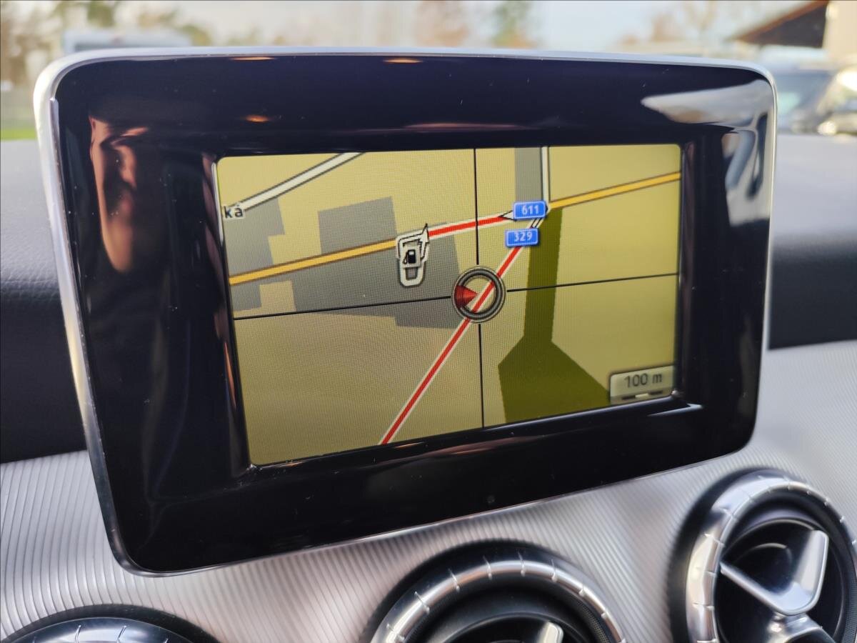 Mercedes-Benz CLA Sedan / Limuzína 1,6 l 115 kw