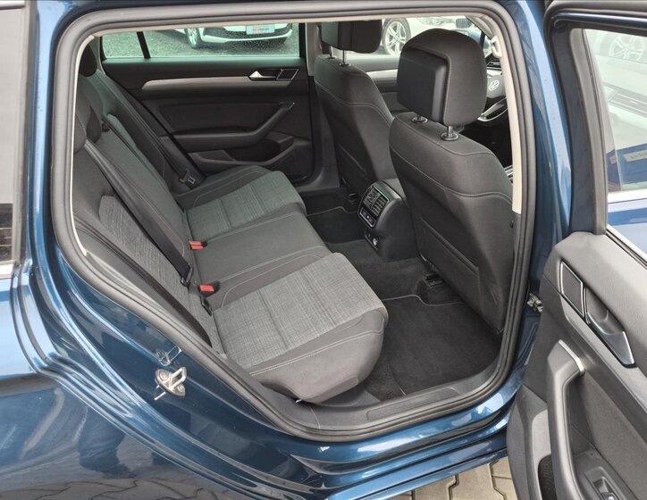 Volkswagen Passat Kombi 2,0 l 110 kw