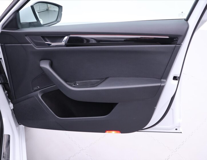 Škoda Superb Kombi 2,0 l 206 kw