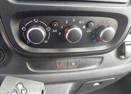 Renault Trafic 18
