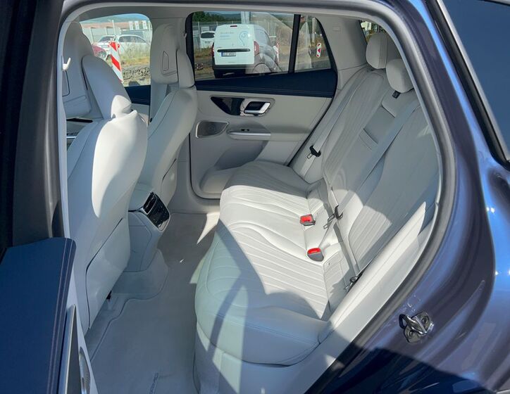 Mercedes-Benz EQE 14