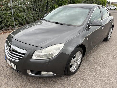 Opel Insignia Liftback 2,0 l 96 kw