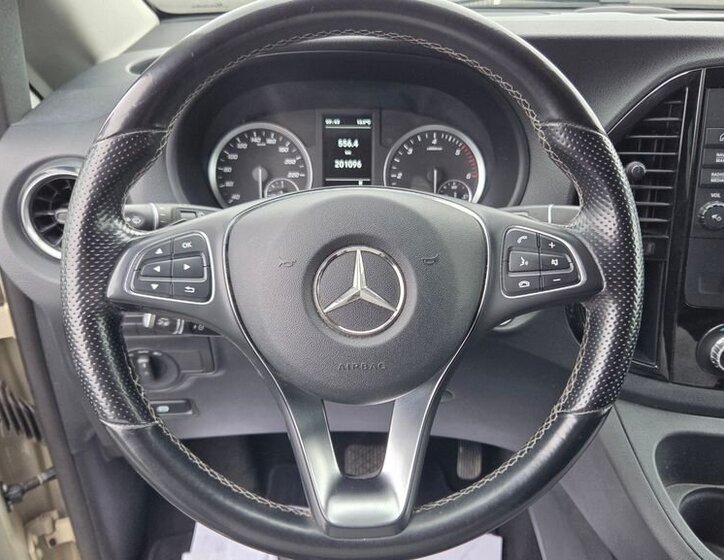 Mercedes-Benz Vito VAN / Minibus 2,0 l 174 kw