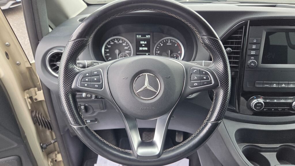 Mercedes-Benz Vito VAN / Minibus 2,0 l 174 kw