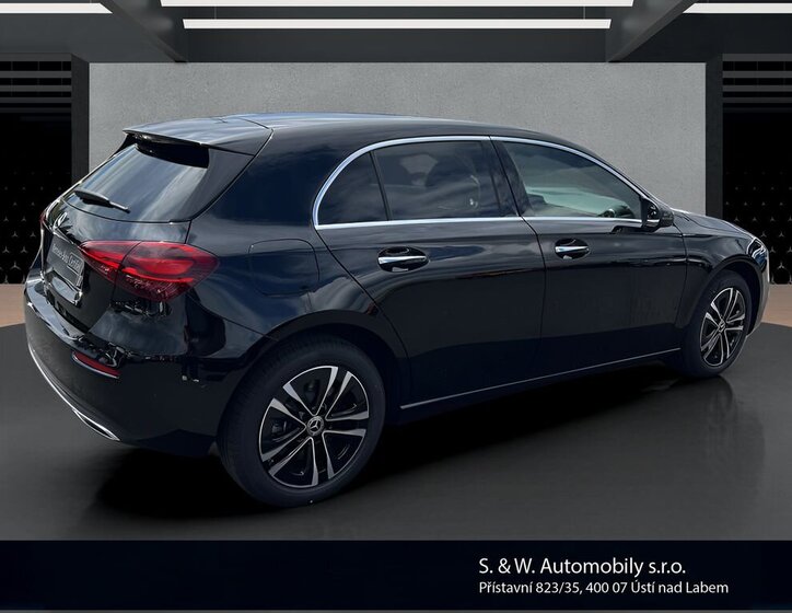 Mercedes-Benz Třídy A Hatchback 1,3 l 120 kw