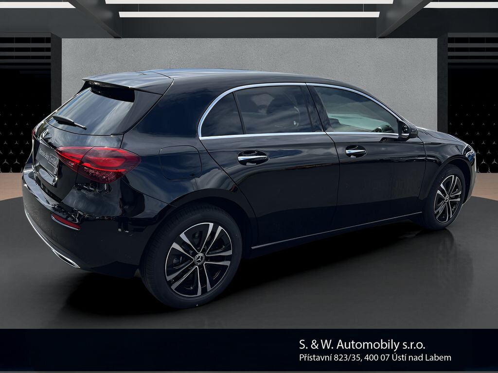 Mercedes-Benz Třídy A Hatchback 1,3 l 120 kw